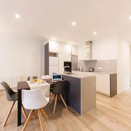Bravissimo Ciutadans, Comfortable 3-bedroom
