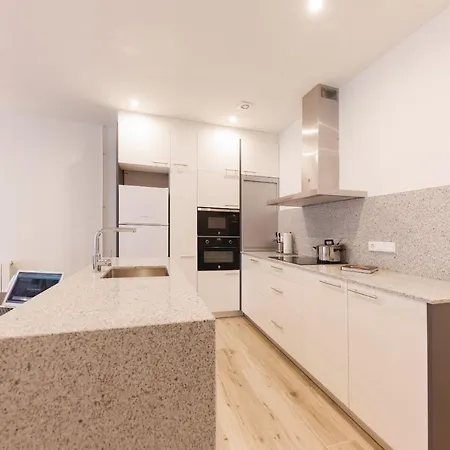 Bravissimo Ciutadans, Comfortable 3-bedroom Apartamento