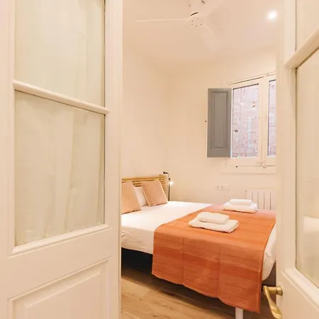 Bravissimo Ciutadans, Comfortable 3-bedroom Apartamento